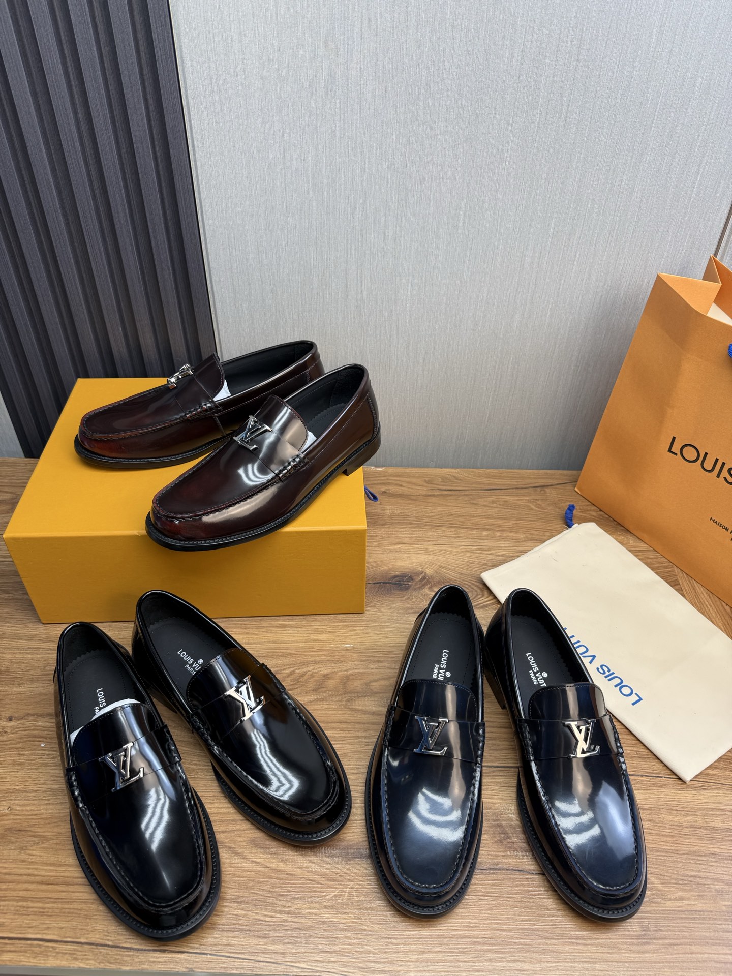 LV